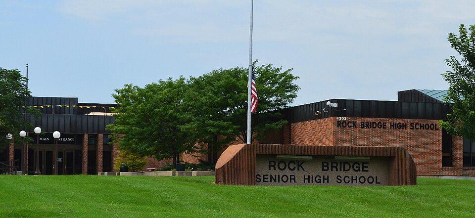 File:Rock Bridge High School Columbia Missouri.jpg