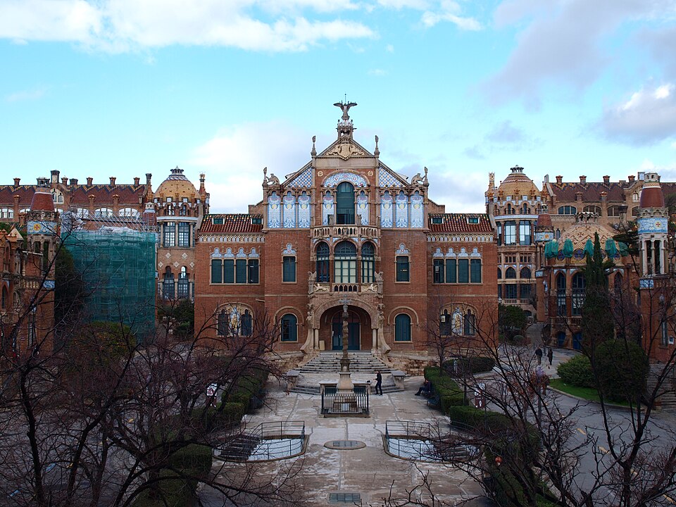 File:Sant Pau frente.jpg