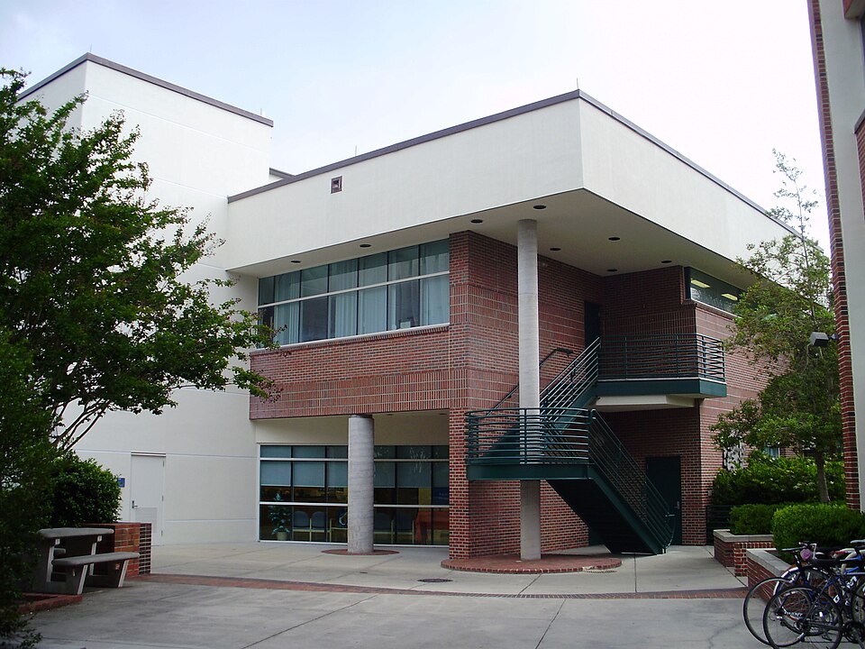 File:UF-AquaticProductsLab.JPG