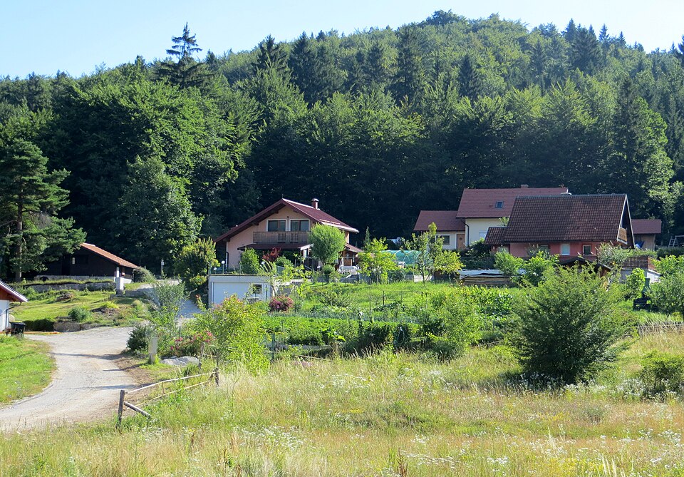 File:Zapotok Ig Slovenia 2.jpg