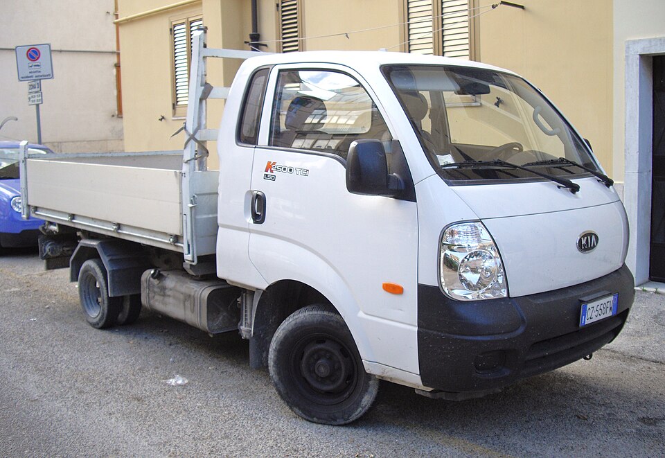 File:Kia K2500 L50 TCI.JPG