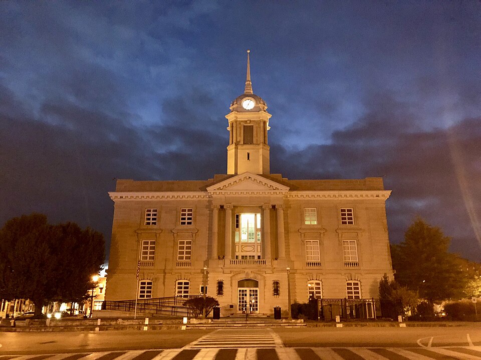 File:Maury County Courthouse.jpg