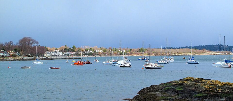 File:Oak Bay.jpg
