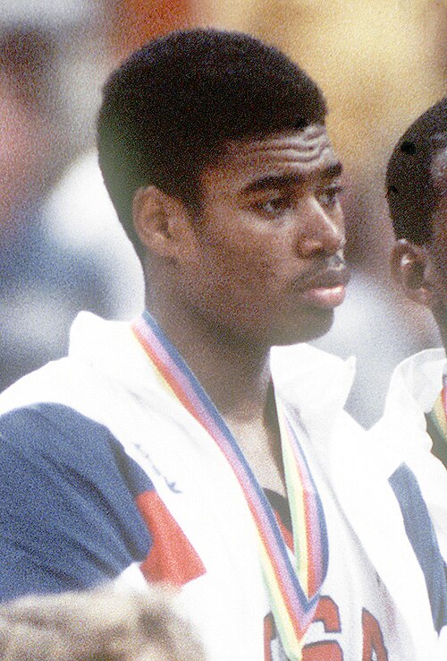 File:Pervis Ellison 1987.jpeg