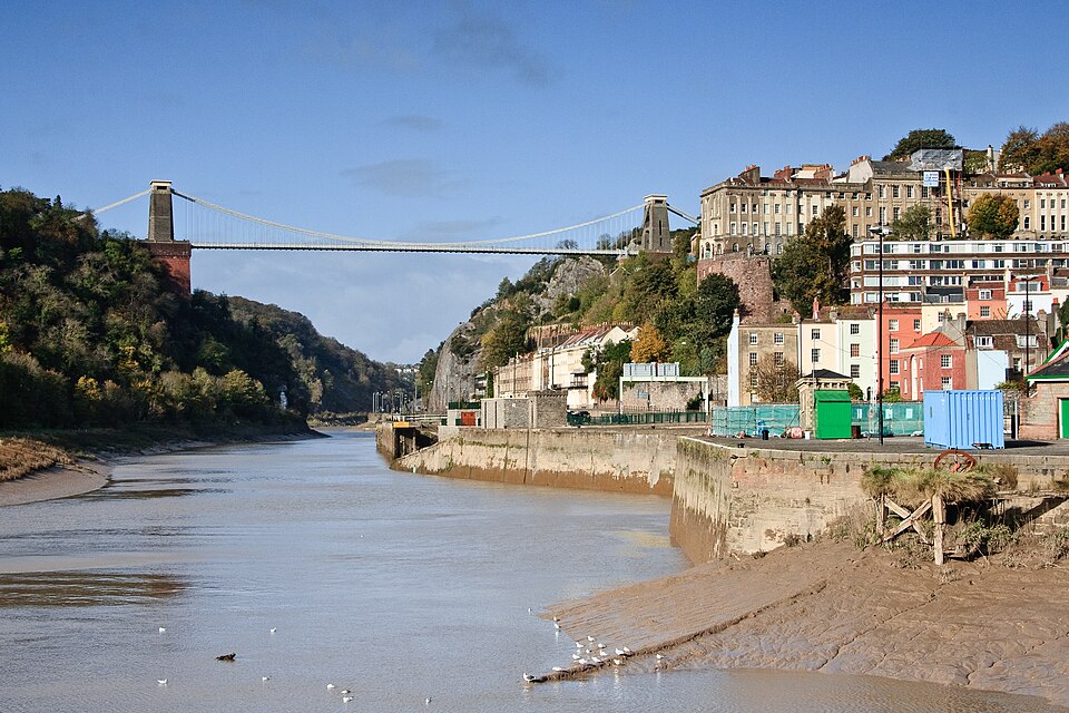 File:Clifton Suspension Bridge-9268.jpg