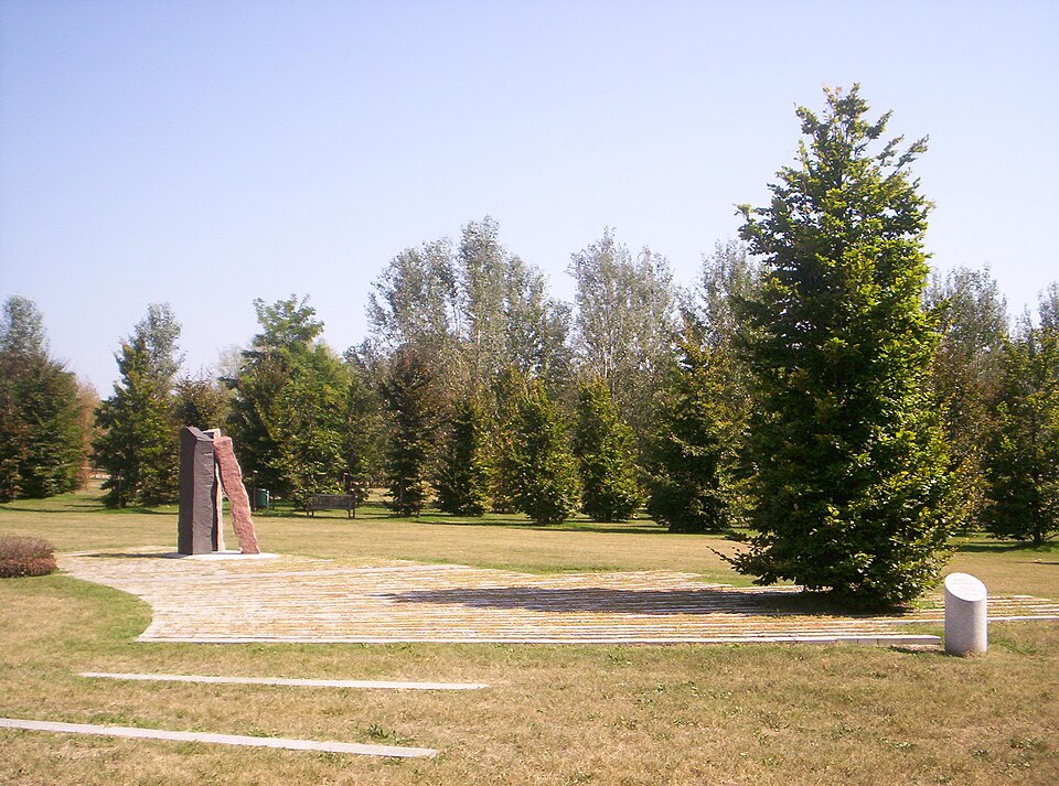 File:Bosco dei faggi-03.jpg