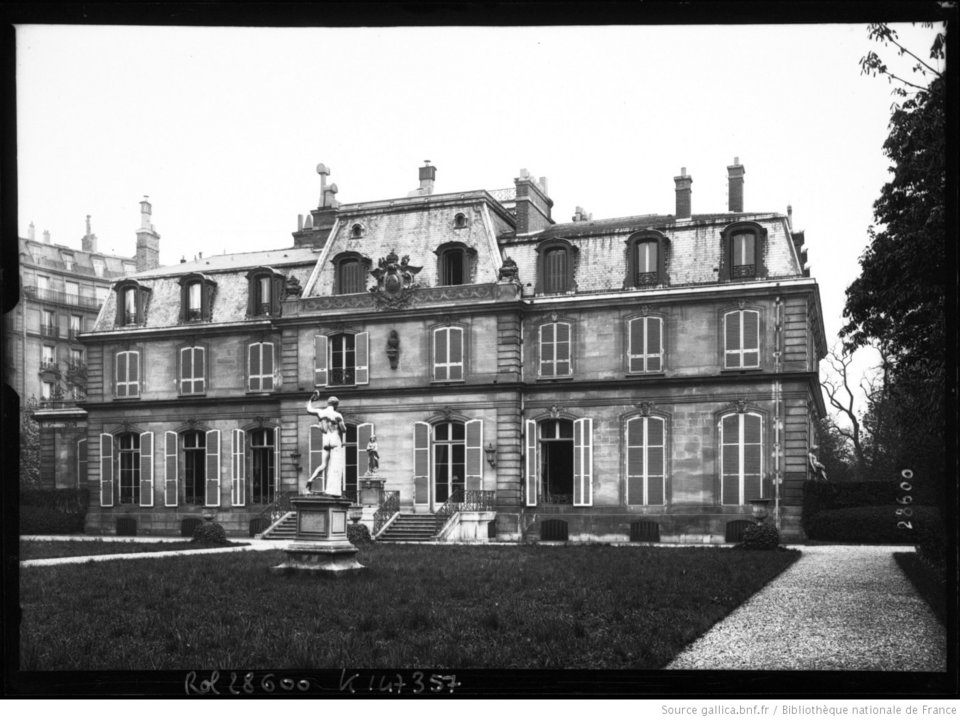 File:Château de la Muette vers 1900.png