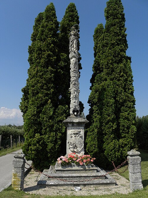 File:Stollhofen - Votivsäule Immaculata 1736.jpg