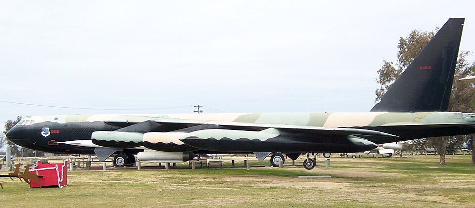 File:Boeing B-52D Stratofortress.jpg