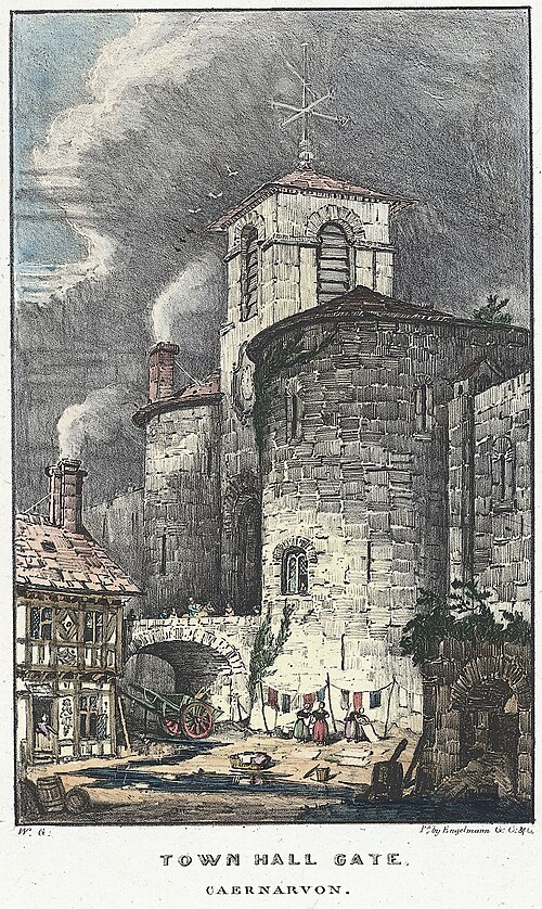 File:Town Hall gate, Caernarvon.jpeg
