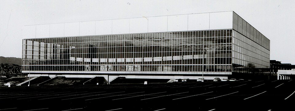 File:Veterans Memorial Coliseum, 1960 (2).JPG