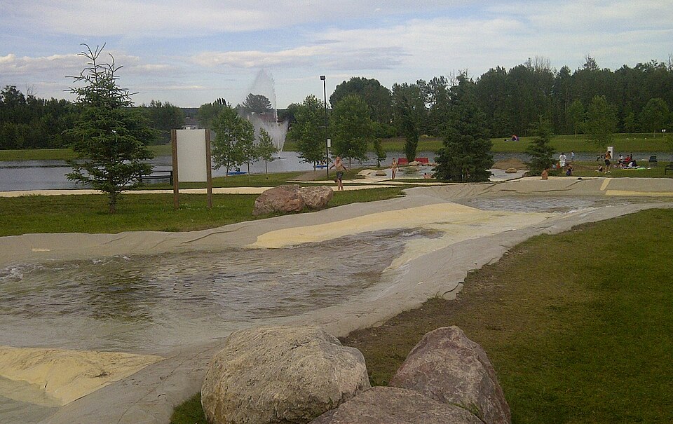 File:Whitecourt-RiverSlides1-2012.jpg