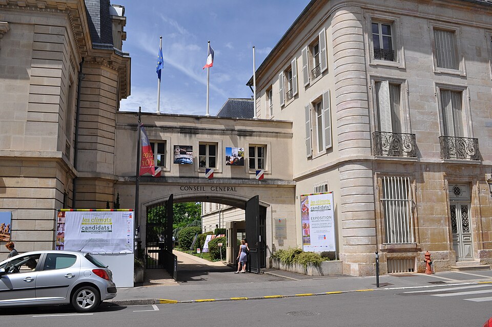 File:Conseil Général de la Côte-d'Or.JPG