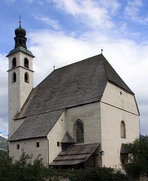 File:Kitzbuhel Pfarrkirche Heiliger Andreas.jpg