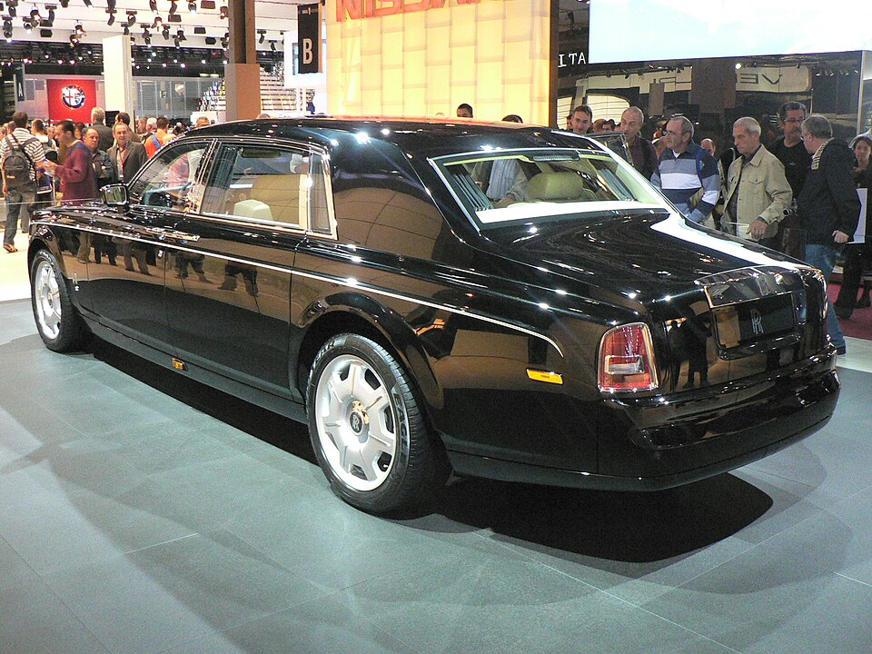 File:RollsRoycePhantom1.JPG
