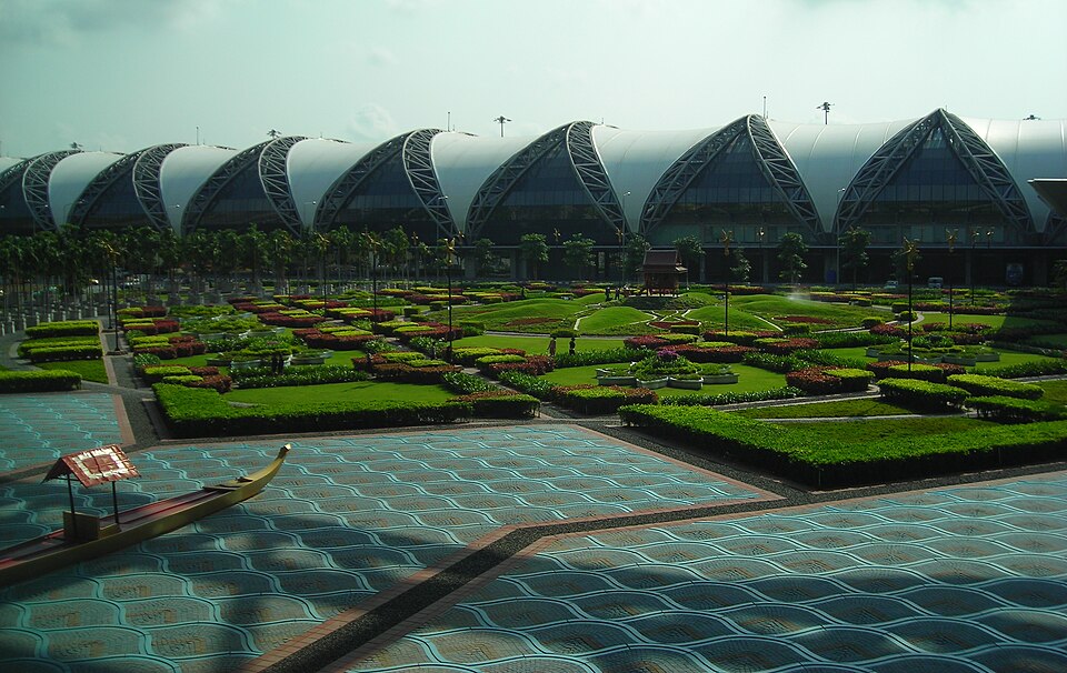 File:VTBS-park.JPG