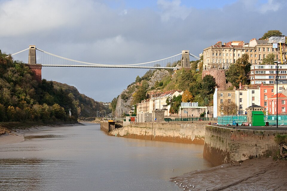 File:Clifton Suspension Bridge-9340.jpg