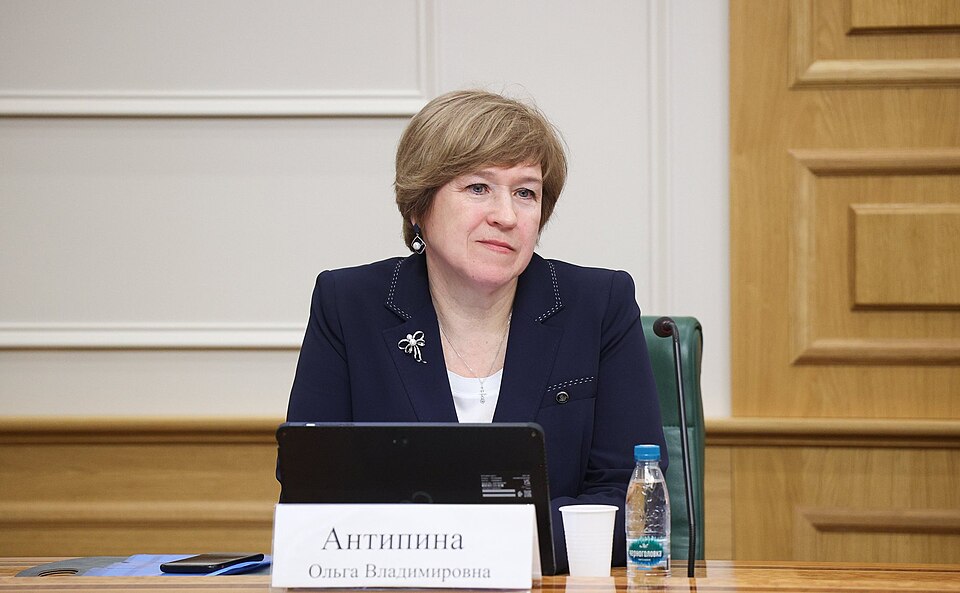File:Olga Antipina 2025.jpg