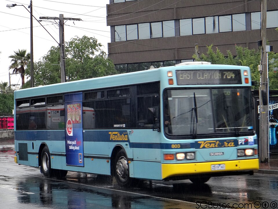 File:Ventura Bus Lines Route 704.jpg