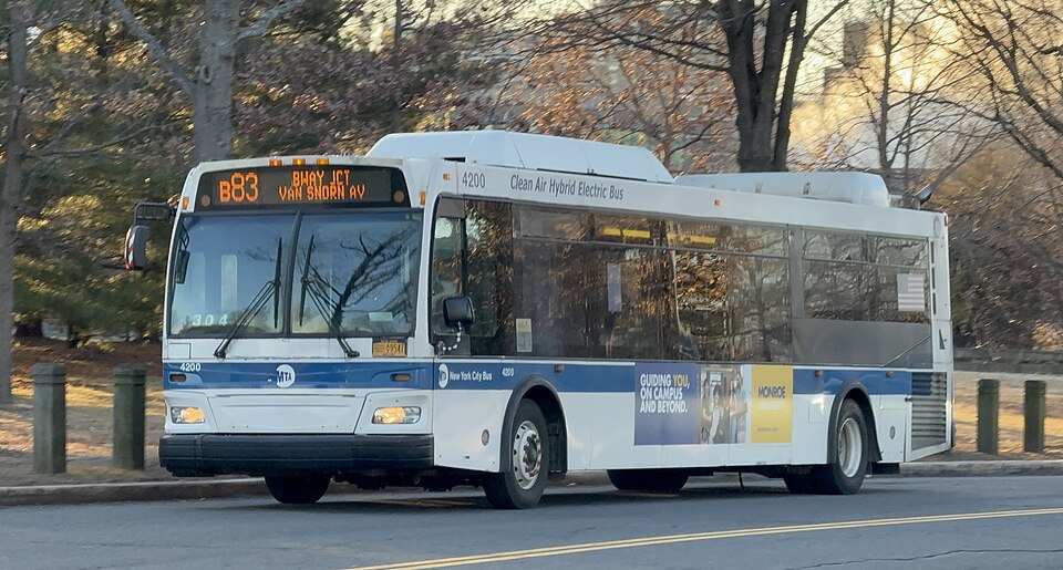 File:4200B83.jpg