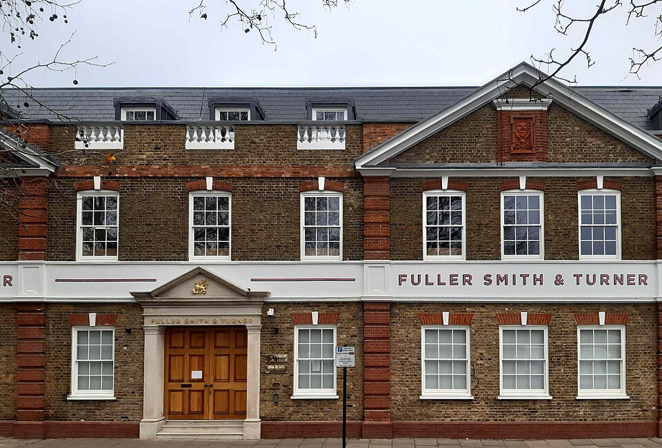 File:Fuller, Smith & Turner, Strand-on-the-Green.jpg