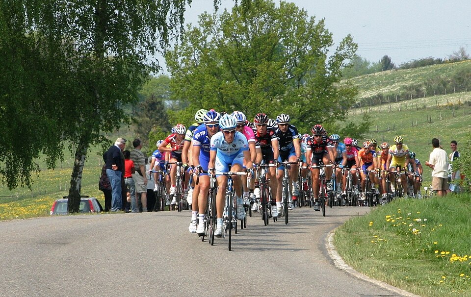 File:Liège Bastogne Liège 019.jpg