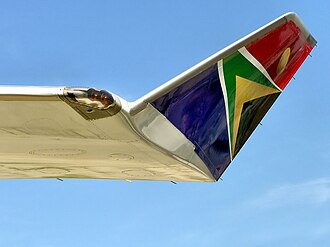 Boeing 747-400 canted winglet