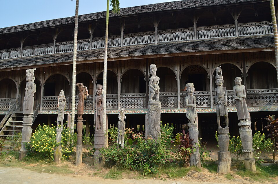 File:Blontakng di Lamin Mancong 150823001.JPG