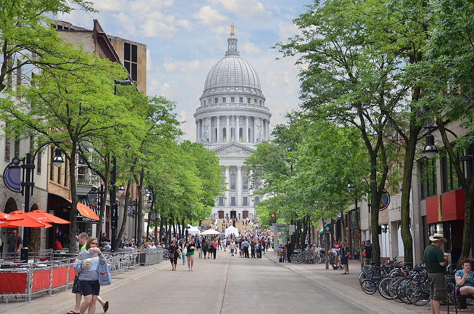 File:Madison 05-26-2012 012 (7398591826).jpg