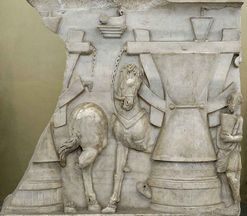 File:Mill-stone Chiaramonti Inv1370 n2.jpg