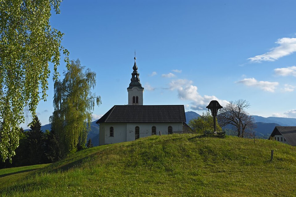File:Sv. Križ nad Kališem.jpg