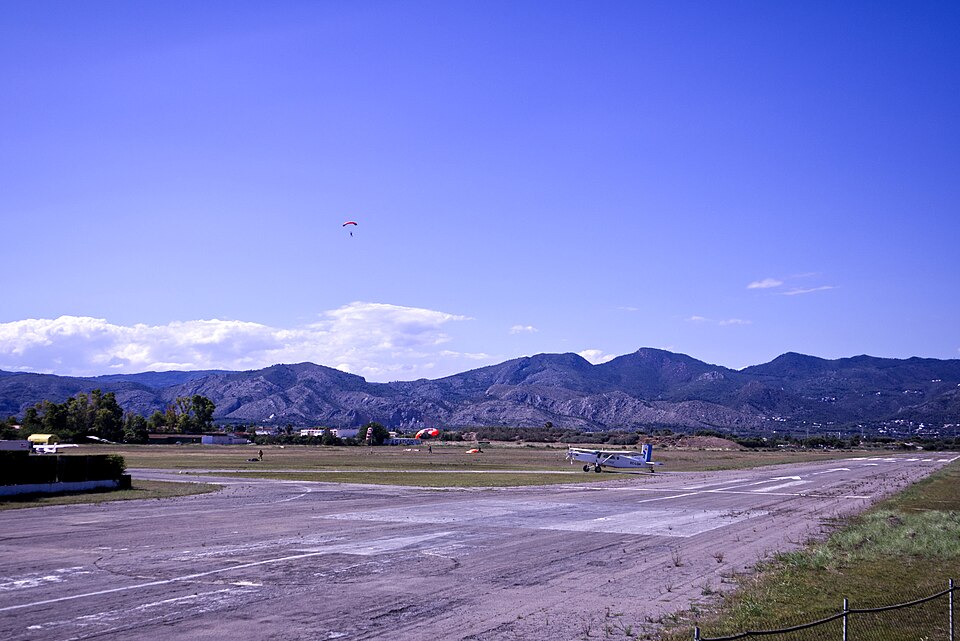 File:Aeroclub Castellon.jpg