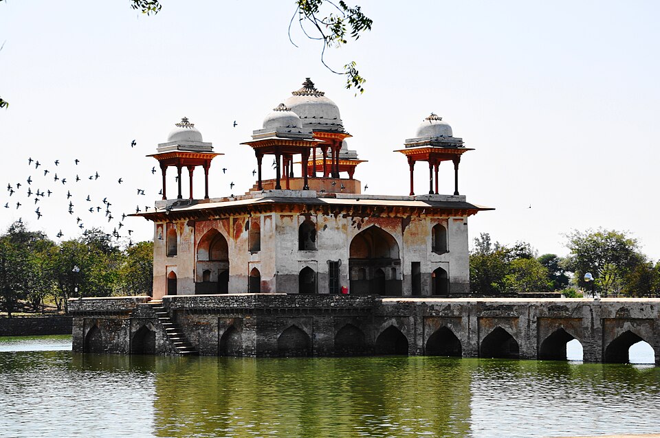 File:Jal Mahal of Narnaul,Haryana, India..JPG