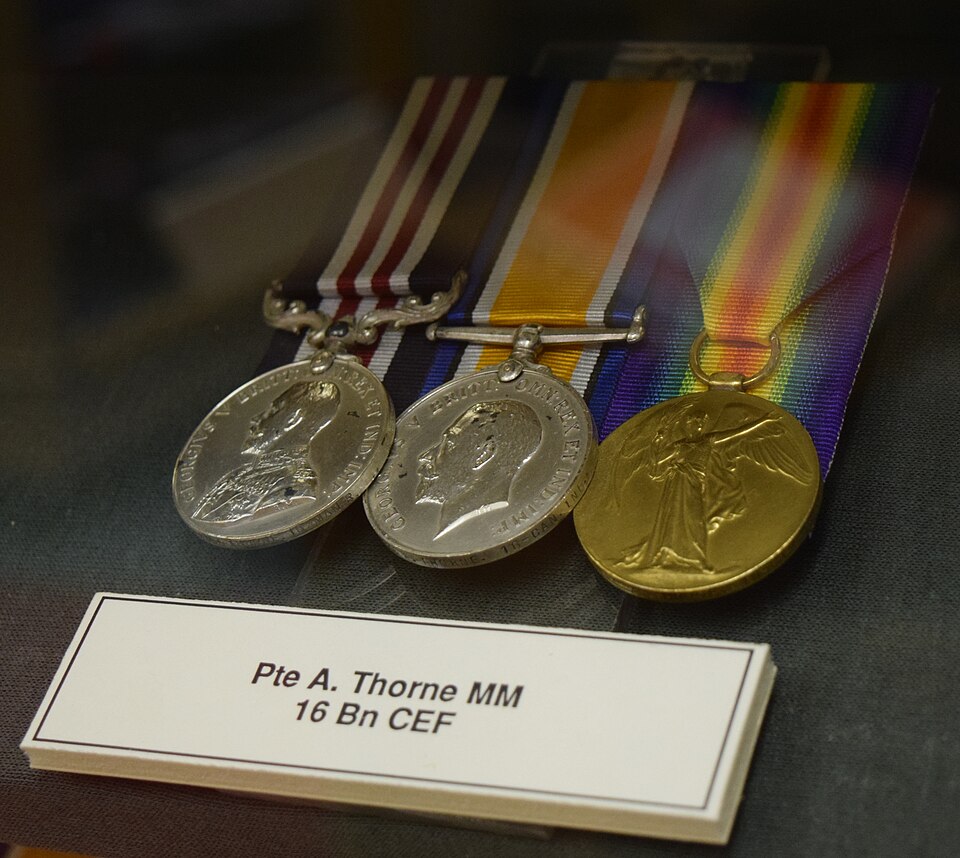 File:Medals21.jpg