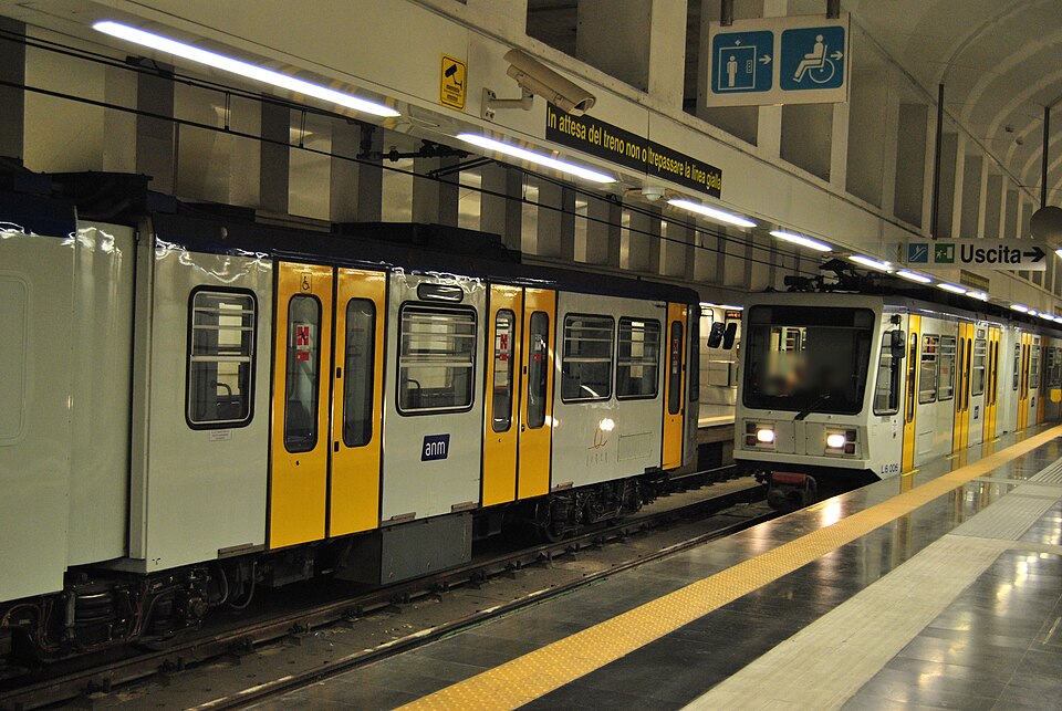 File:Firema T67 Napoli Linea 6.jpg