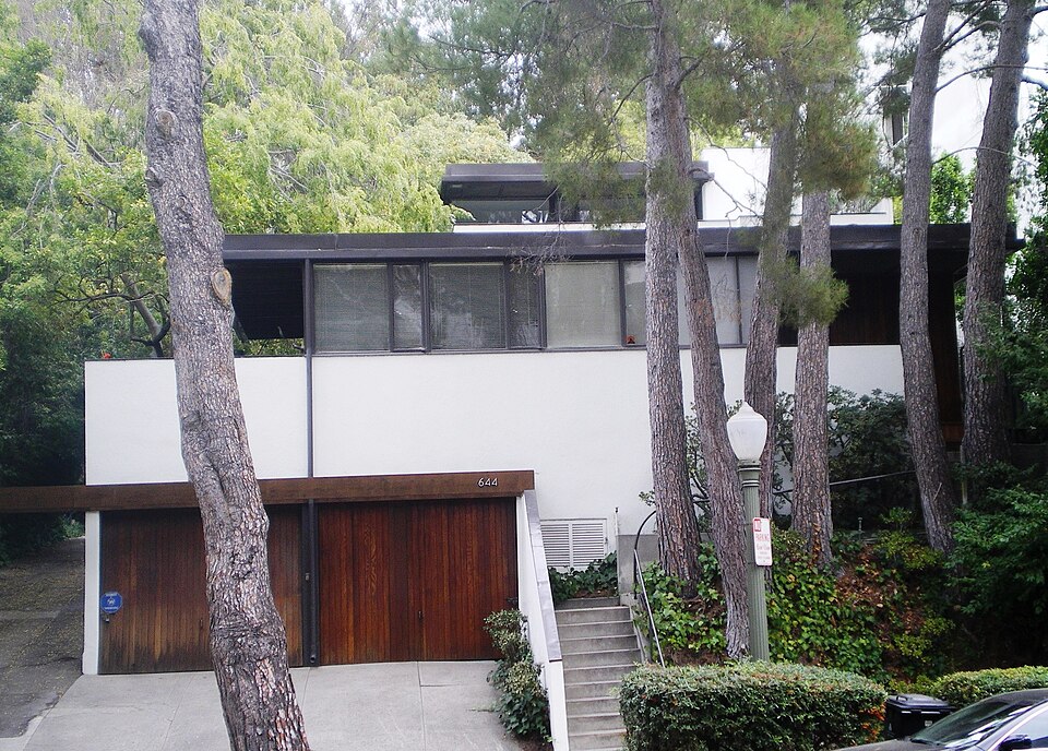 File:Kelton Apartments (Westwood).jpg
