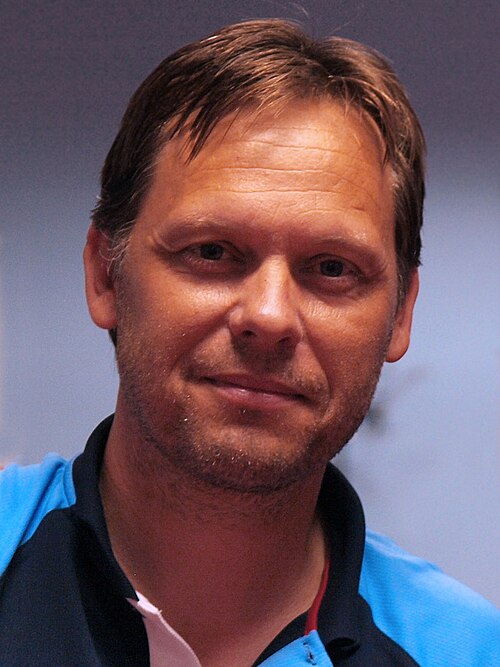 File:Mikael-Appelgren-2009.jpg