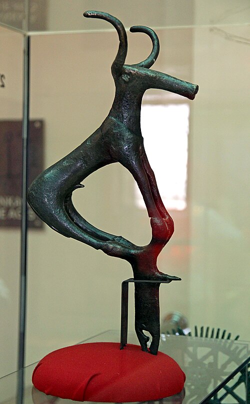 File:AlacaStandarteStier.jpg