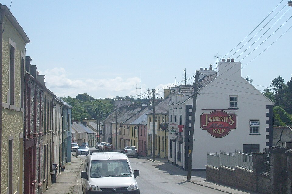 File:Ballintra.JPG
