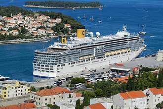 Cruise ship in Dubrovnik