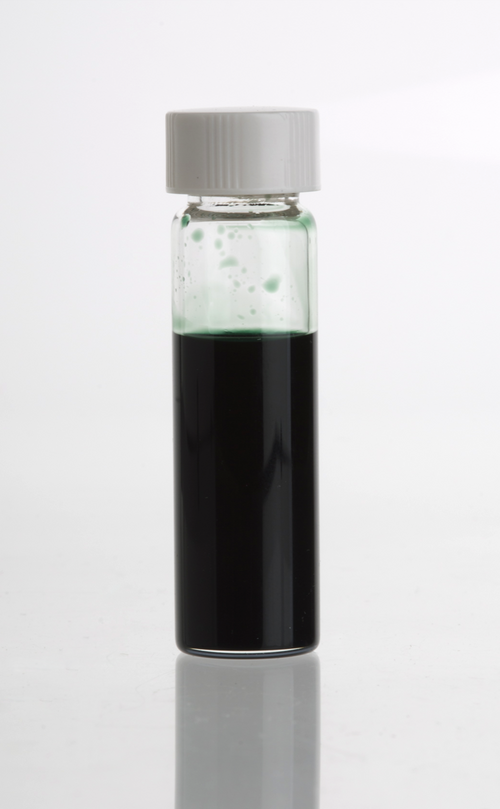 File:GermanChamomileEssOil.png