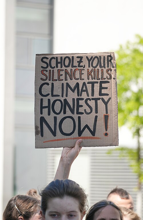 File:Placard Scholz hunger strike Berlin 2024.jpg