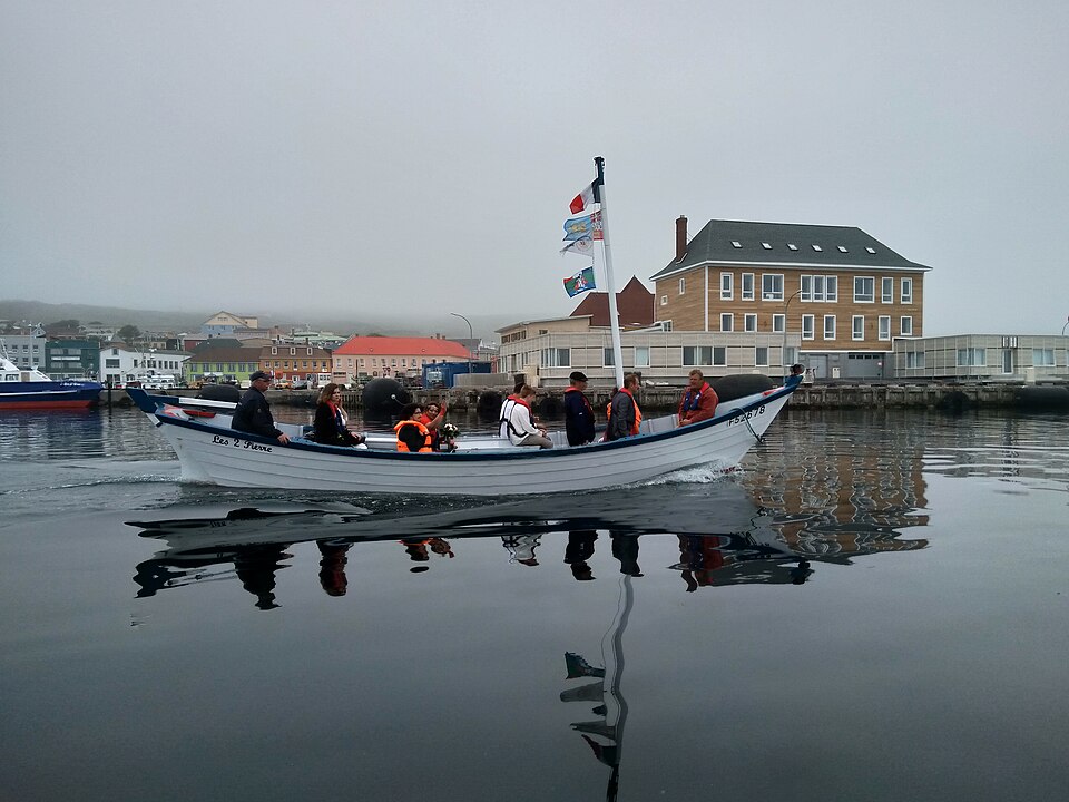 File:Saint-Pierre-et-Miquelon Le doris.jpg