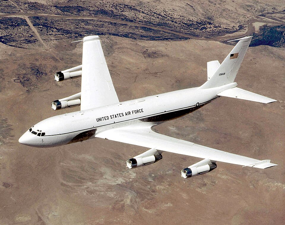 File:Boeing C-135C 61-2669 Speckled Trout.jpg