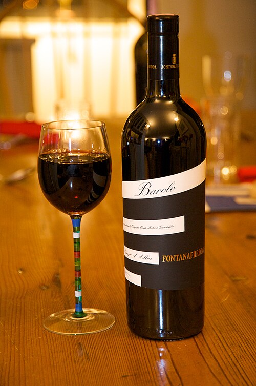 File:Fontanafredda Barolo Serralunga d’Alba.jpg