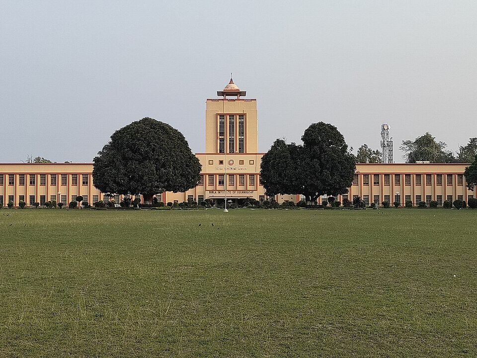 File:Mainbuilding bit.jpg