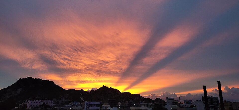 File:Maski Sunset.jpg