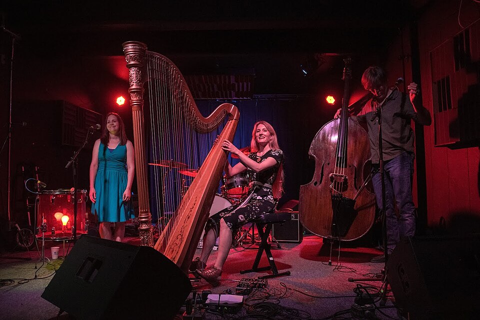 File:Ruth Acuff Trio.jpg