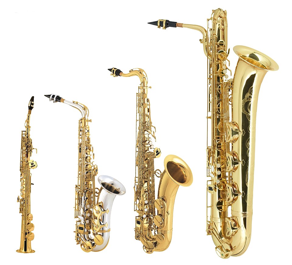 File:4 Saxophone Amati white background.jpg