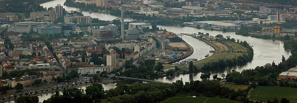 File:Hafen Offenbach am Main.JPG